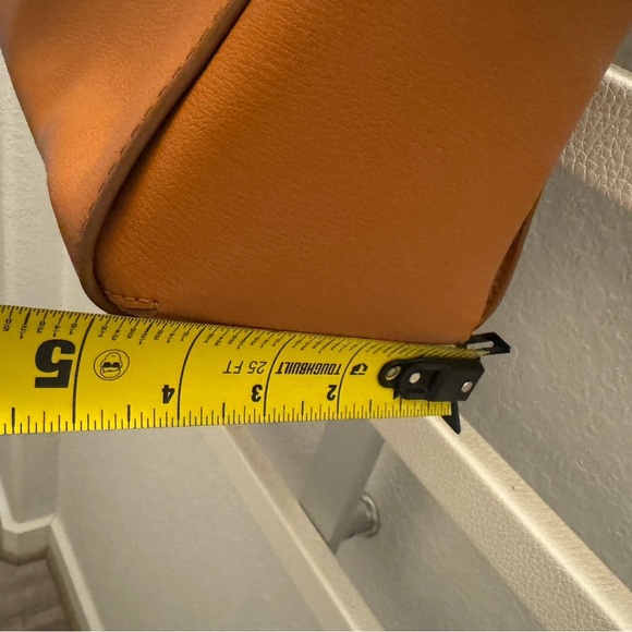 Marc Jacobs Smoked Almond The Commuter Leather Tote Bag - Picture 11 of 11